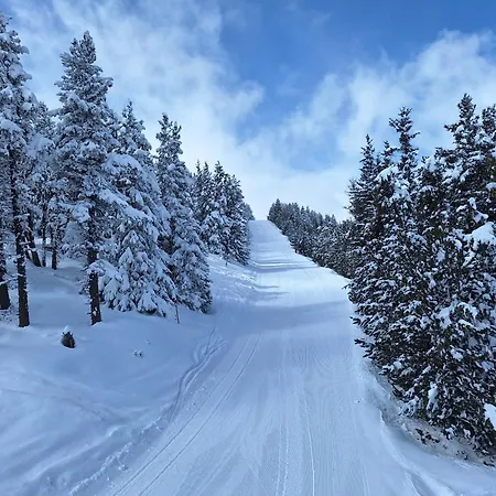 La Parenthese - Calme 100m Pistes Montagne Randonnees Pyrenees