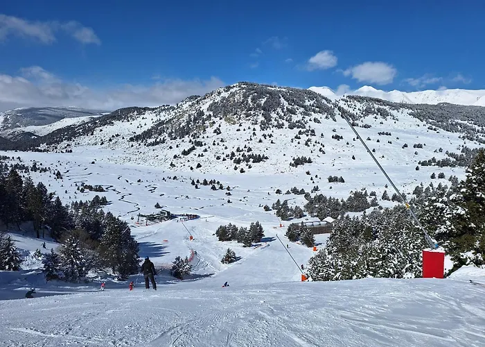 La Parenthese - Calme 100m Pistes Montagne Randonnees Pyrenees Bolquere Pyrenees 2000