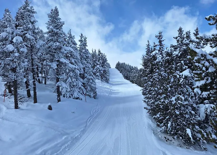 La Parenthese - Calme 100m Pistes Montagne Randonnees Pyrenees